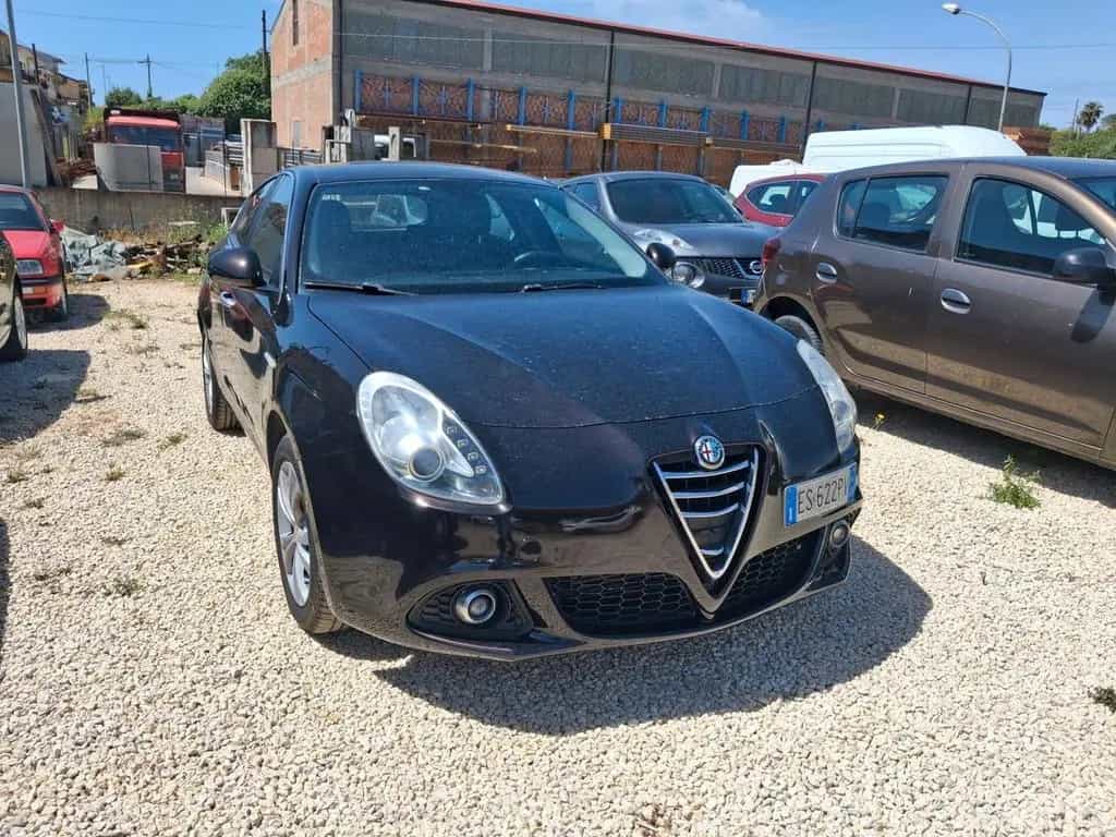 Alfa Romeo Giulietta 1.6 JTDm-2 105 CV Distincti 09/2013-photo-3
