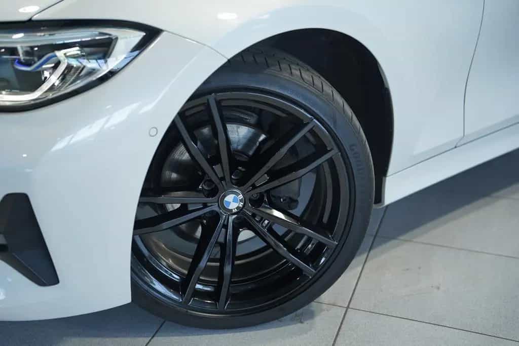 BMW 320 d Limousine Sport Line *2.H *ACC *Digital 01/2021-photo-2