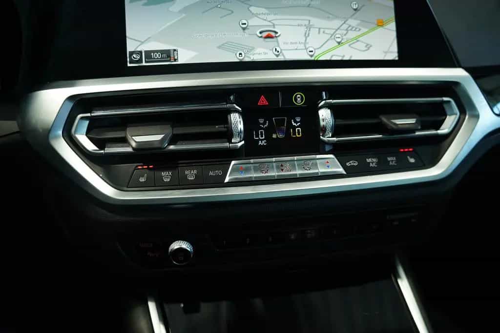 BMW 320 d Limousine Sport Line *2.H *ACC *Digital 01/2021-photo-34