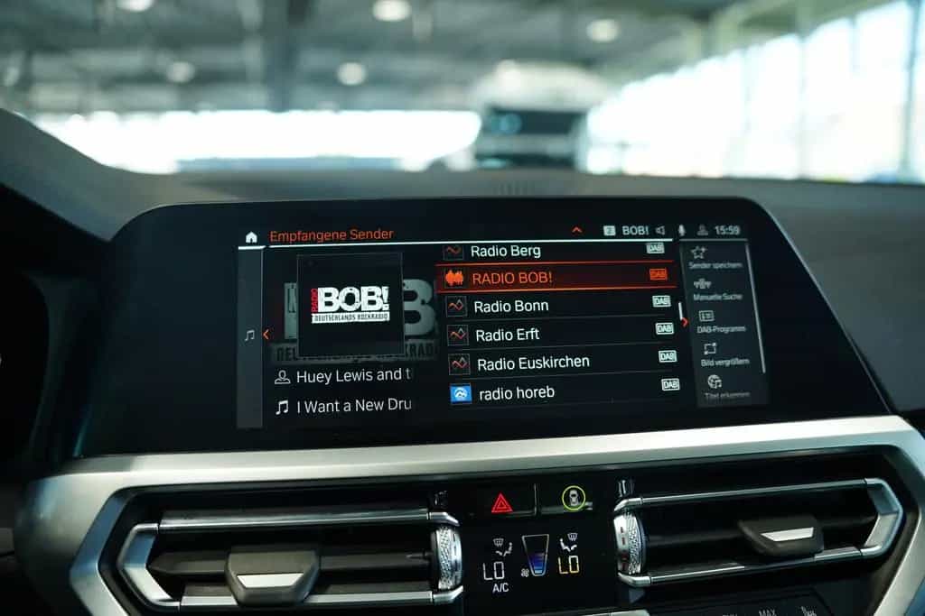 BMW 320 d Limousine Sport Line *2.H *ACC *Digital 01/2021-photo-36