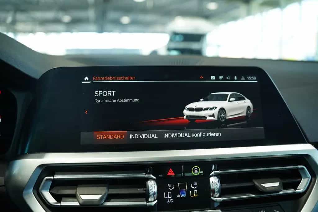 BMW 320 d Limousine Sport Line *2.H *ACC *Digital 01/2021-photo-39