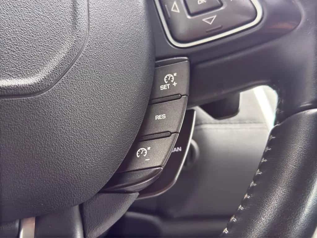 Land Rover Range Rover Rover Evoque 2.0 TD4 AWD*LED*NAVI*LANE*TOP 01/2019-photo-11