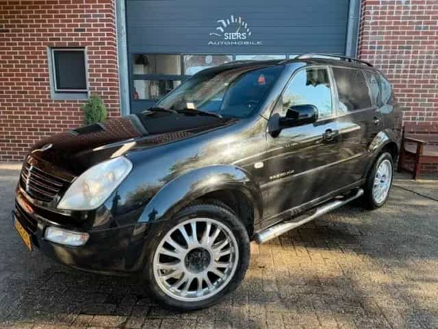 Ssangyong REXTON RX 270 Xdi AUTOM 4WD,LKW ZULASSUNG 01/2005-photo-0