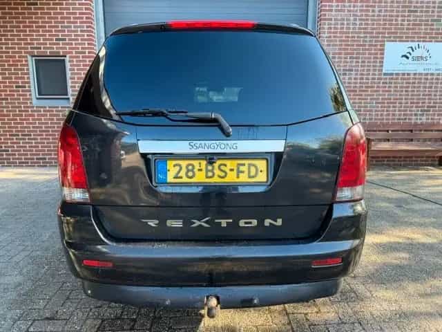 Ssangyong REXTON RX 270 Xdi AUTOM 4WD,LKW ZULASSUNG 01/2005-photo-7