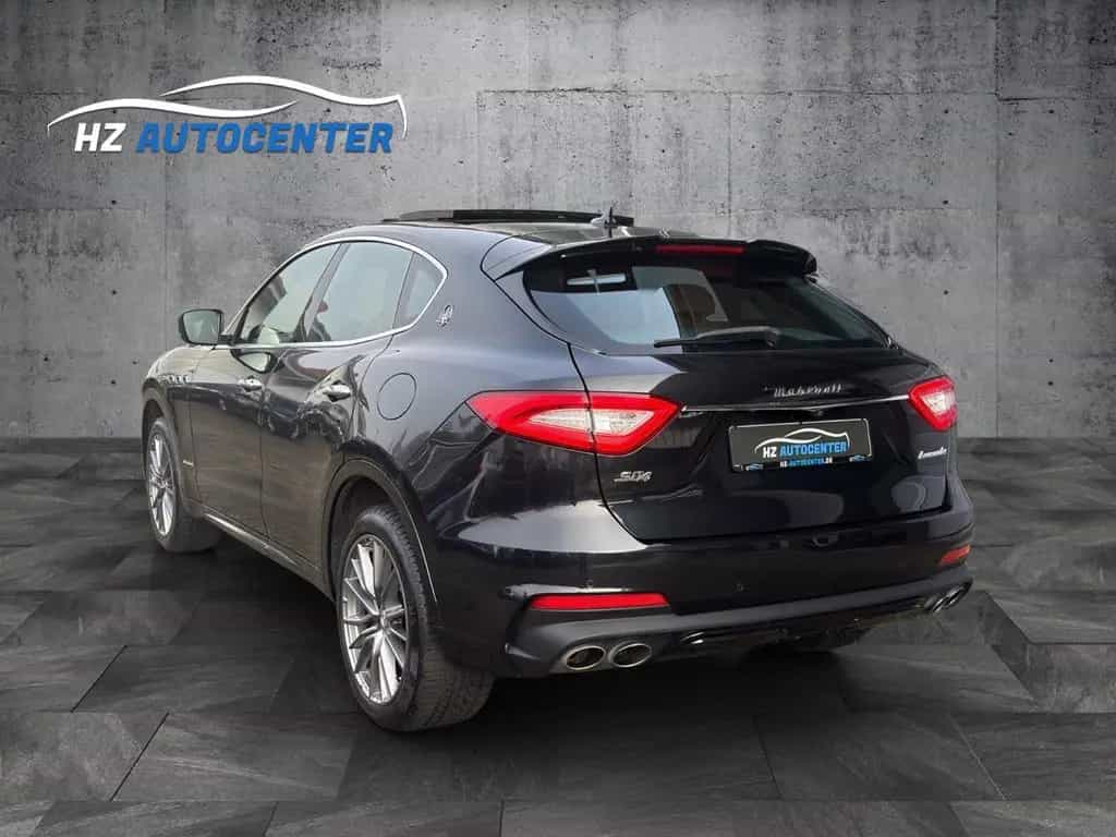 Maserati Levante GranSport S Q4*PANO*LED*SOFT*B&W*360° 07/2020-photo-4