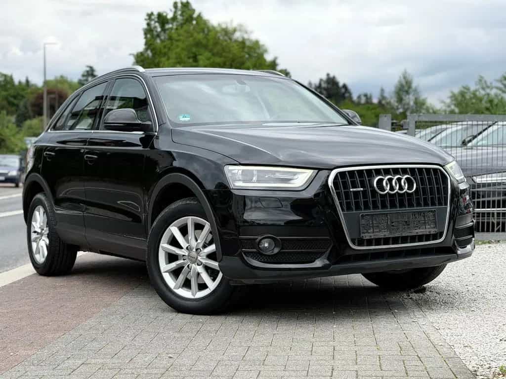 Audi Q3 2.0 TFSI quattro Unfallfrei 1. Hand *Xenon* 03/2012-photo-12