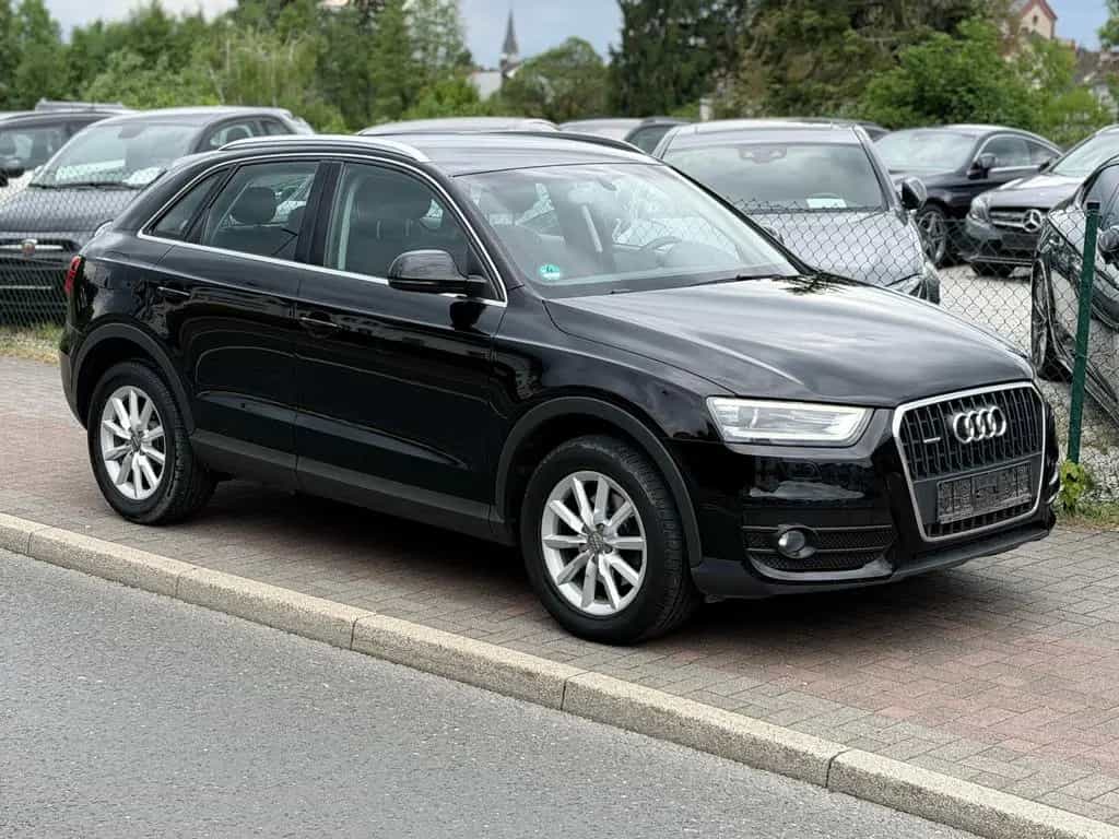 Audi Q3 2.0 TFSI quattro Unfallfrei 1. Hand *Xenon* 03/2012-photo-14