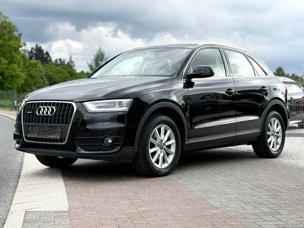 Audi Q3 2.0 TFSI quattro Unfallfrei 1. Hand *Xenon* 03/2012-photo-26