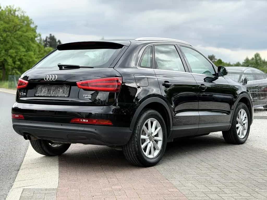 Audi Q3 2.0 TFSI quattro Unfallfrei 1. Hand *Xenon* 03/2012-photo-27