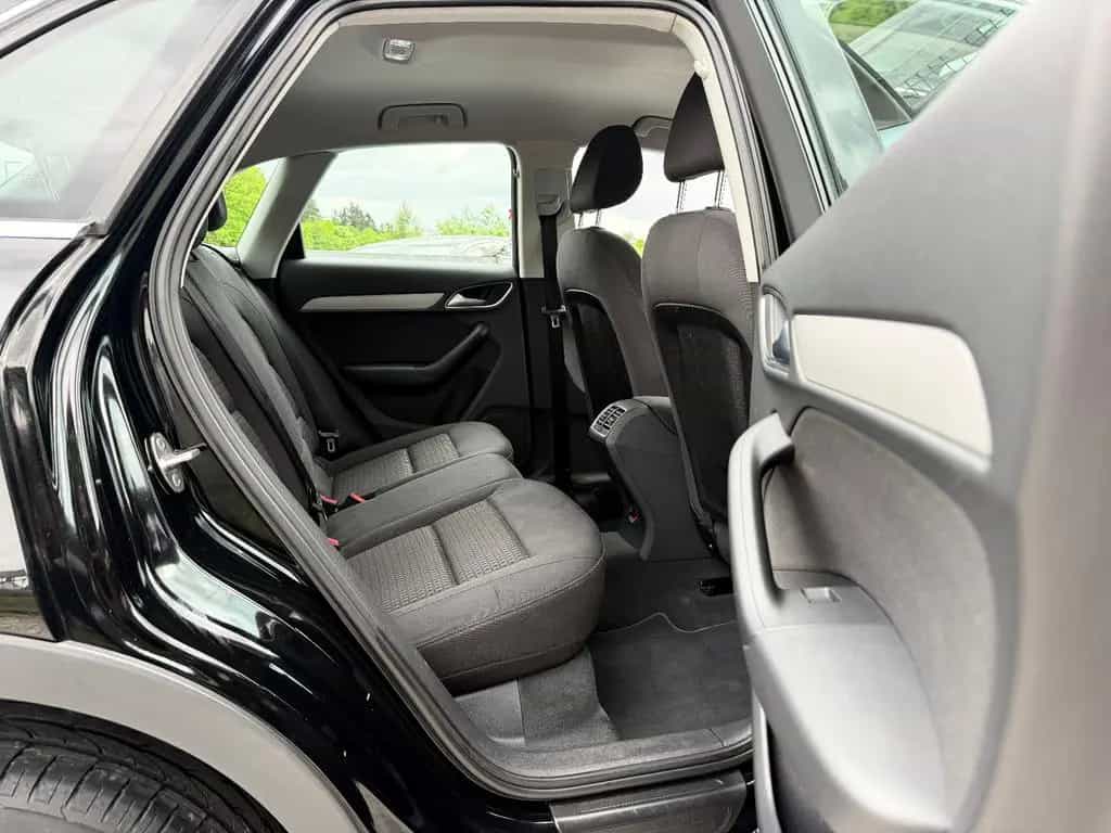Audi Q3 2.0 TFSI quattro Unfallfrei 1. Hand *Xenon* 03/2012-photo-8