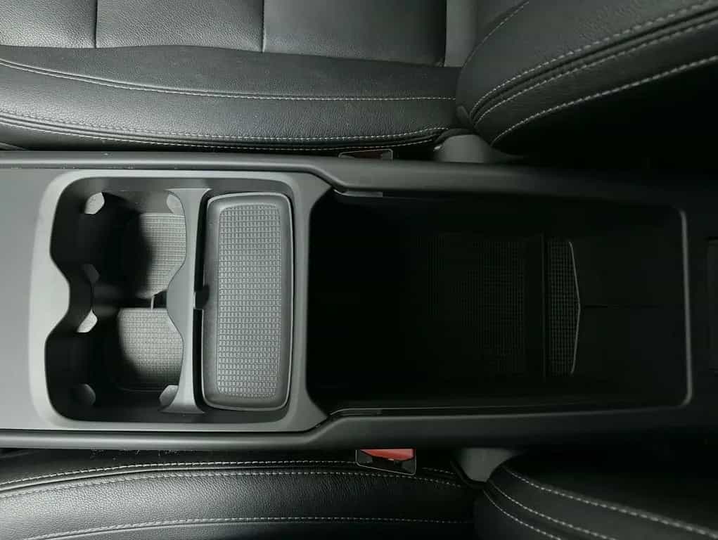 Volvo XC40 Momentum LED Klimaaut. Leder PDC Sound 07/2019-photo-18
