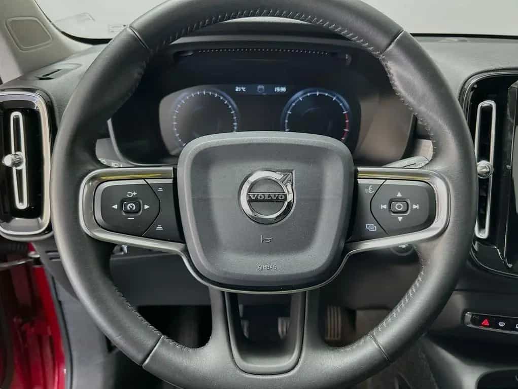 Volvo XC40 Momentum LED Klimaaut. Leder PDC Sound 07/2019-photo-8