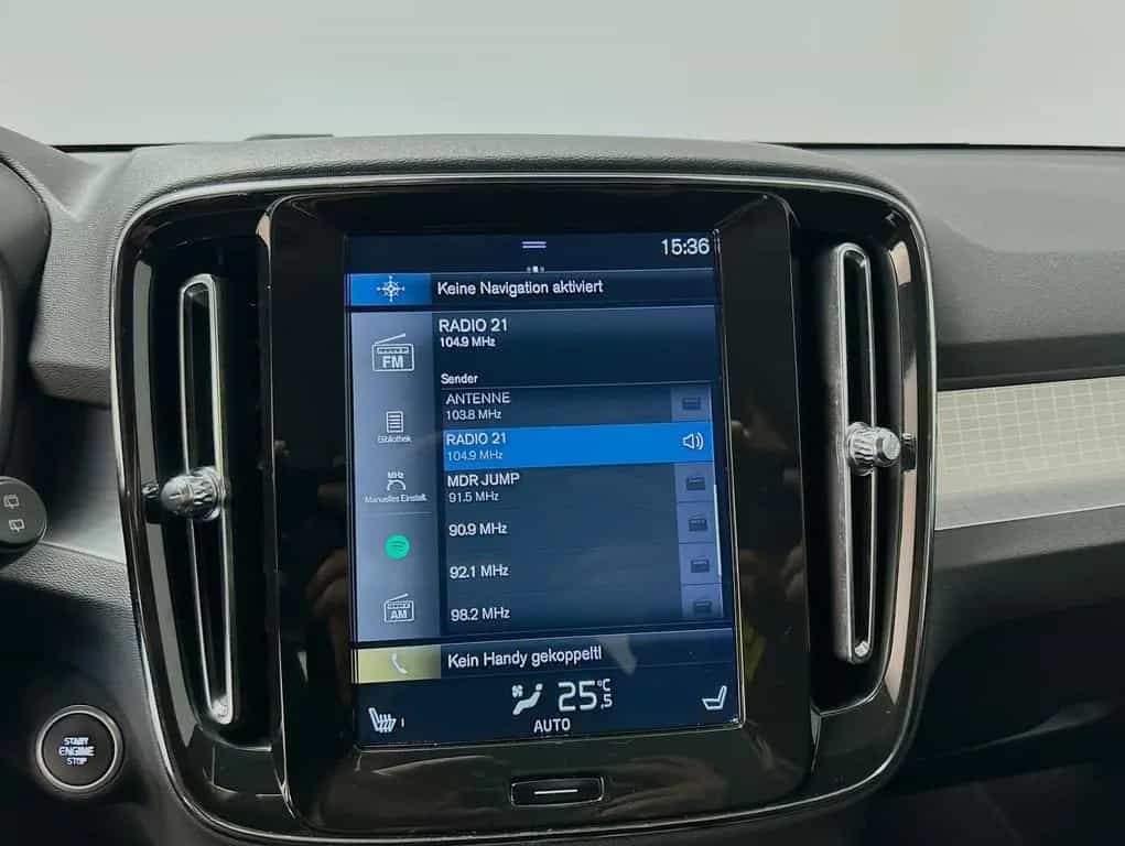 Volvo XC40 Momentum LED Klimaaut. Leder PDC Sound 07/2019-photo-9