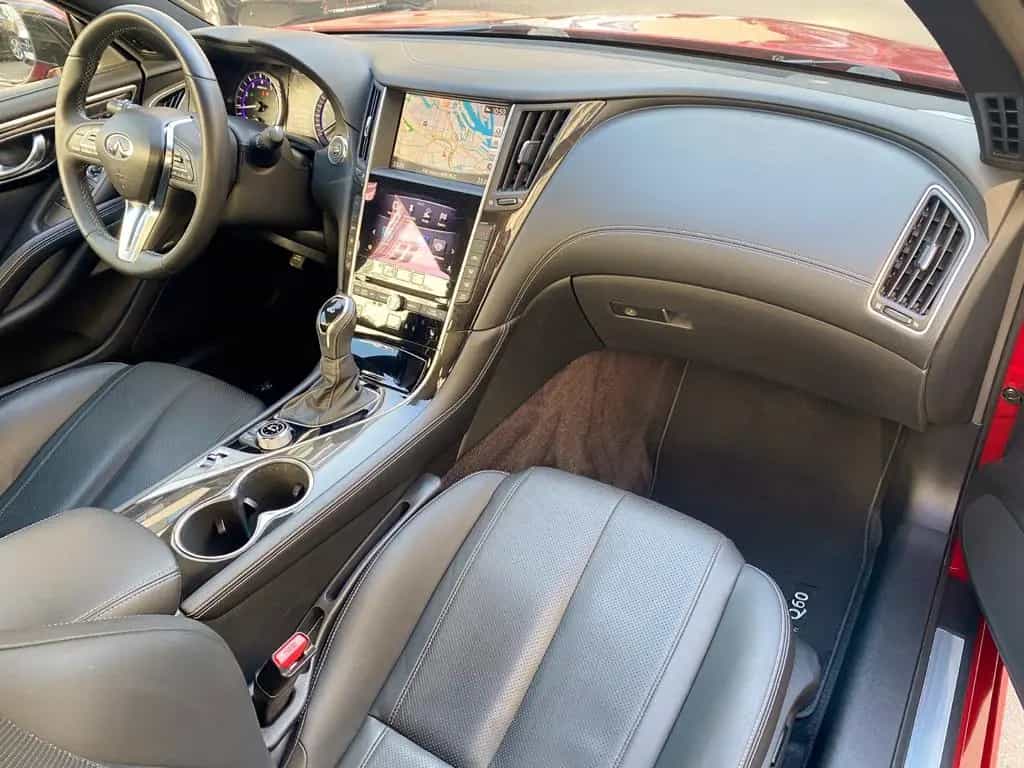 Infiniti Q60 2.0t AT SportTech Pano/Navi/Leder/PDC/8Fach 08/2017-photo-8