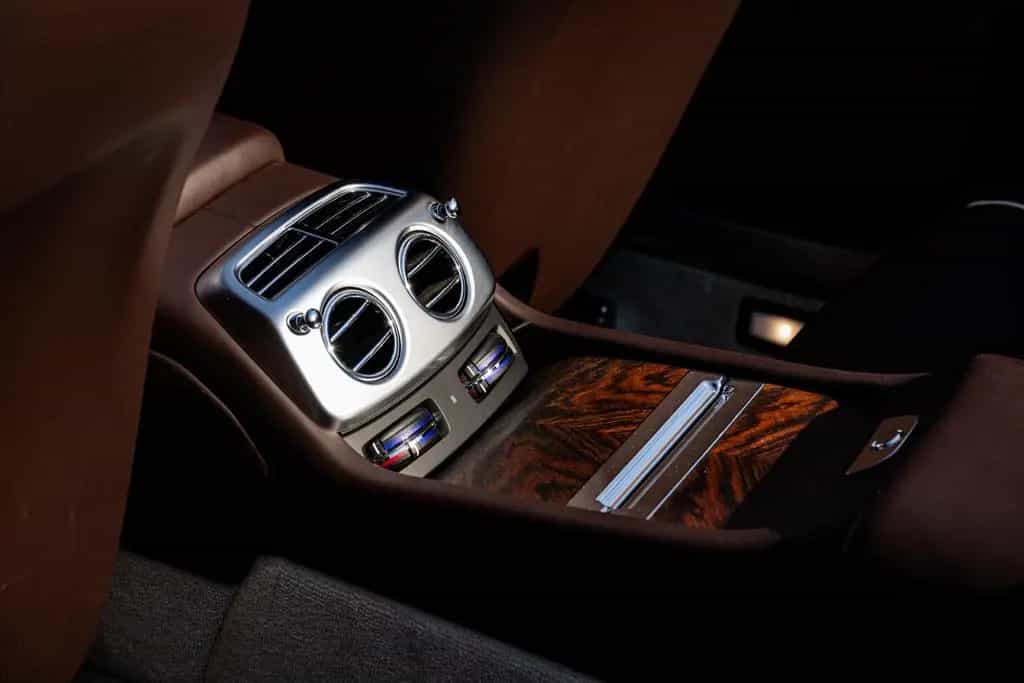 Rolls-Royce Dawn 03/2017-photo-13