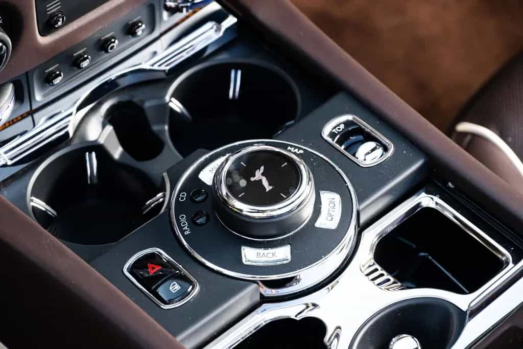 Rolls-Royce Dawn 03/2017-photo-19