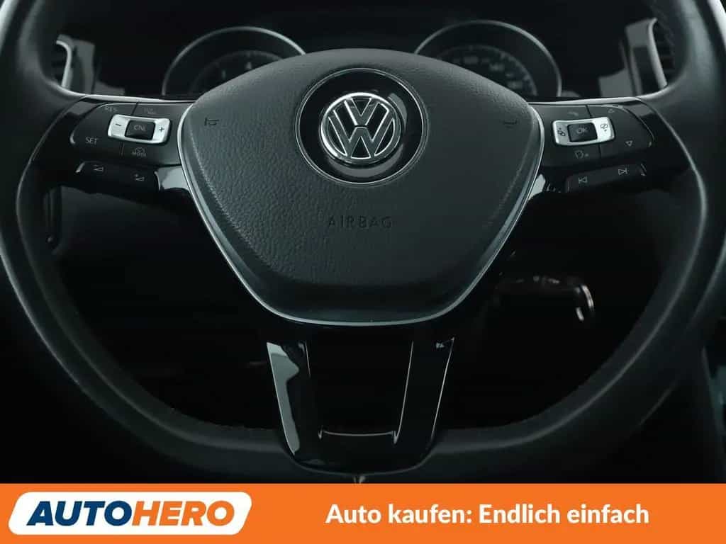 Volkswagen Golf VII 1.4 TSI Allstar BMT *NAVI*TEMPO*PDC*SHZ 01/2017-photo-18