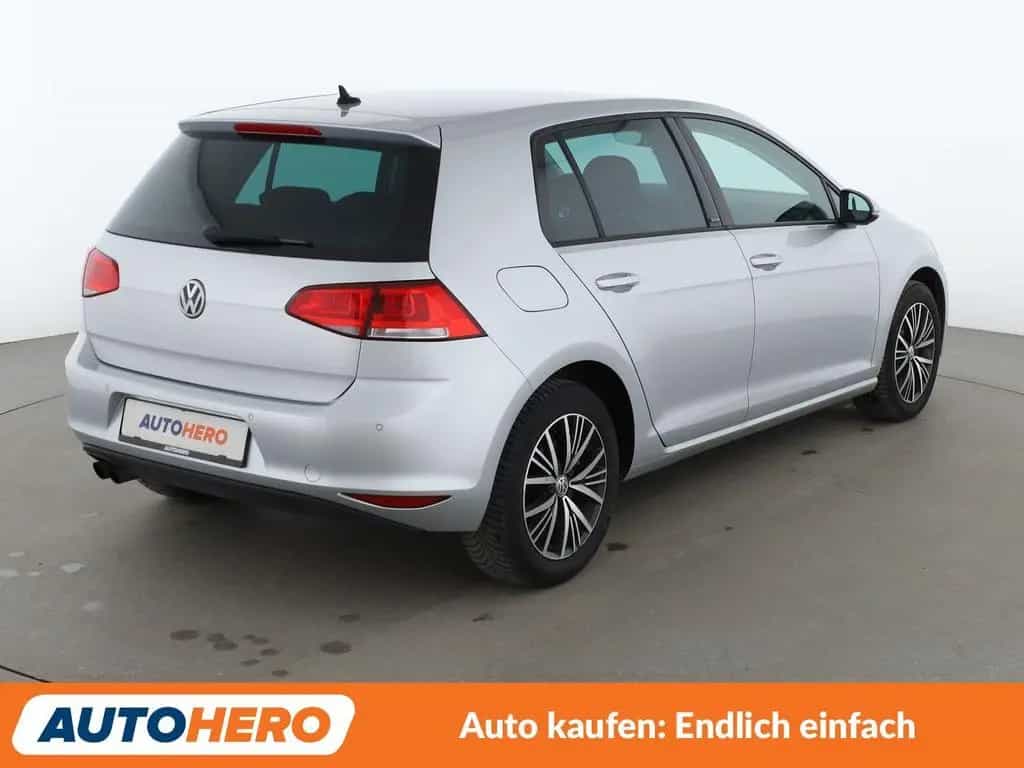 Volkswagen Golf VII 1.4 TSI Allstar BMT *NAVI*TEMPO*PDC*SHZ 01/2017-photo-5