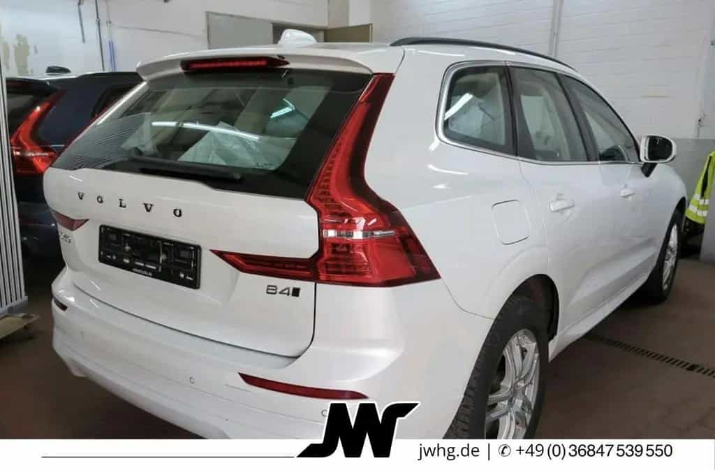 Volvo XC60 Leder Nav 19"Sport Design 4xSitzHz Kam DAB 02/2023-photo-1
