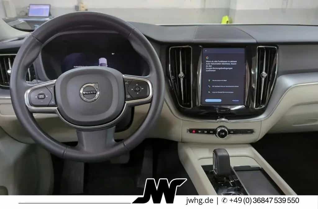 Volvo XC60 Leder Nav 19"Sport Design 4xSitzHz Kam DAB 02/2023-photo-7