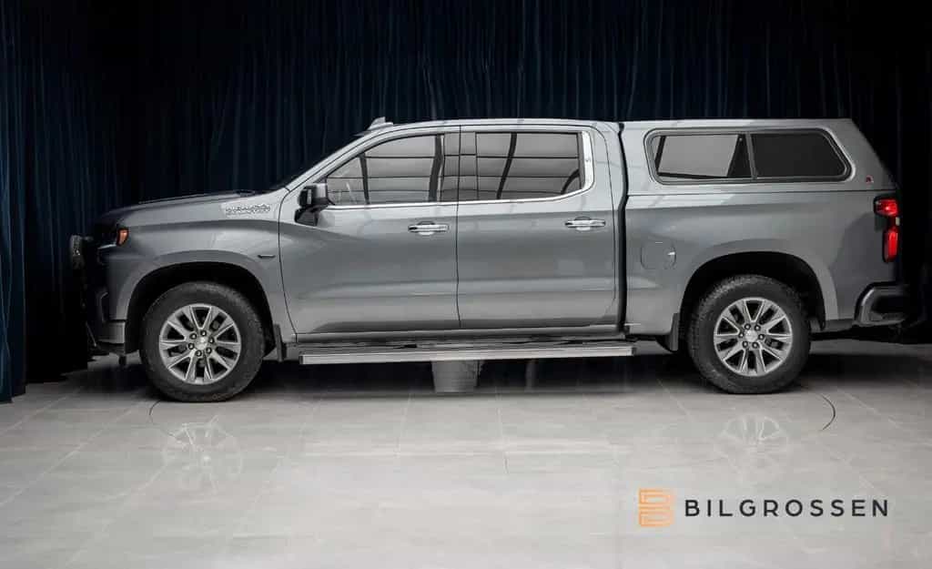 Chevrolet Silverado High Country 6.2 V8 4WD Pano Bose Tow 02/2022-photo-1