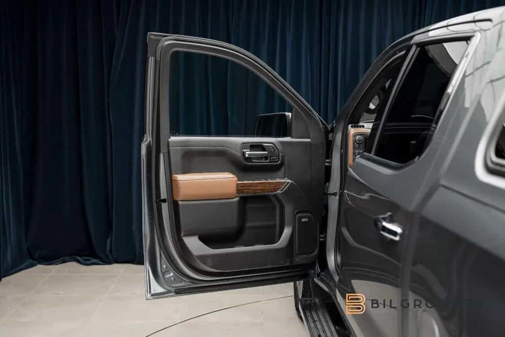 Chevrolet Silverado High Country 6.2 V8 4WD Pano Bose Tow 02/2022-photo-10