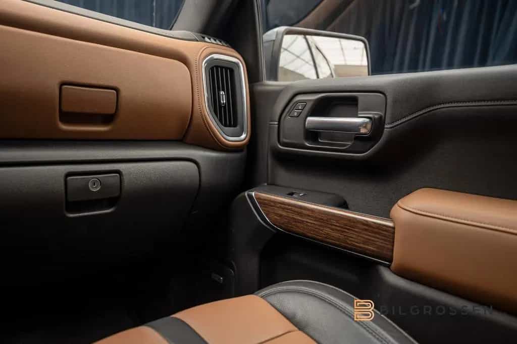 Chevrolet Silverado High Country 6.2 V8 4WD Pano Bose Tow 02/2022-photo-21