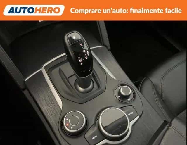 Alfa Romeo Stelvio ALFA ROMEO Stelvio 2.2 Turbodiesel 210 CV AT8 Q4 04/2019-photo-13