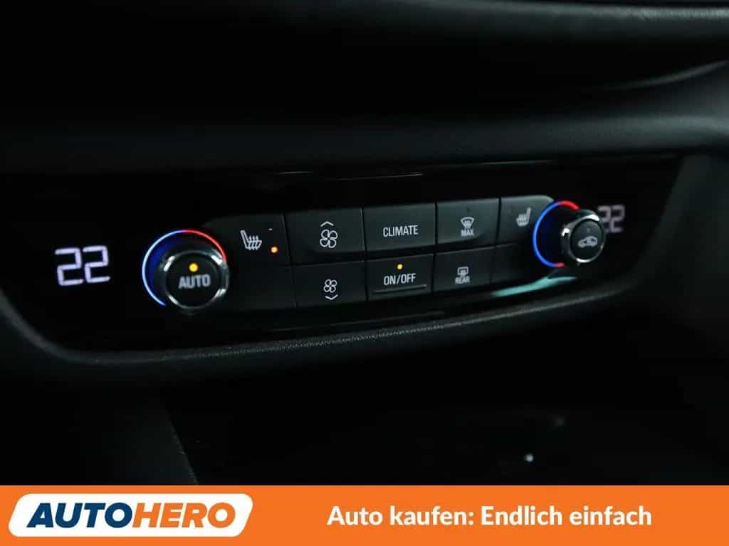 Opel Insignia 1.6 SIDI Turbo INNOVATION Aut.*NAVI*LED 01/2021-photo-21