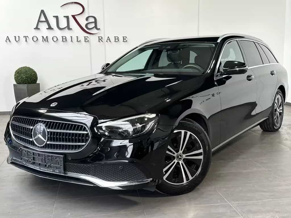 Mercedes-Benz E-Class d T Avantgarde NAV+LED+KAM+SHZ+WIDESCREEN 01/2022-photo-0