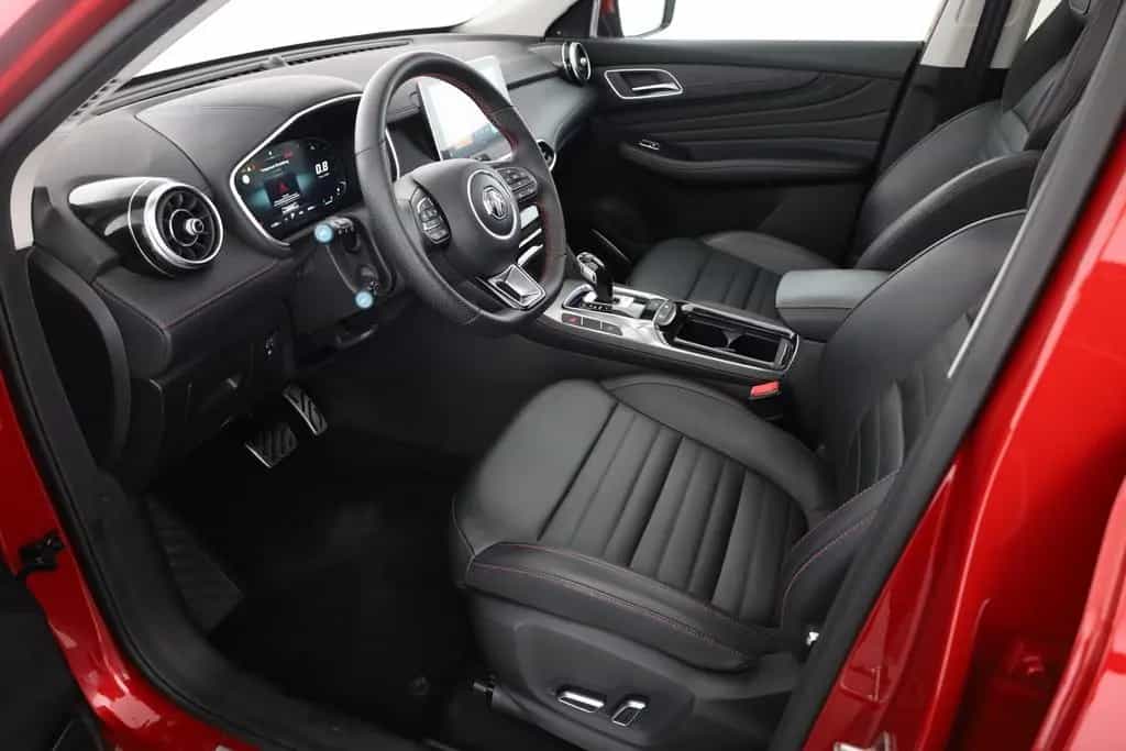 MG HS 1.5 T-GDI Luxury Aut. LED ACC Navi 360° Pano 03/2024-photo-20