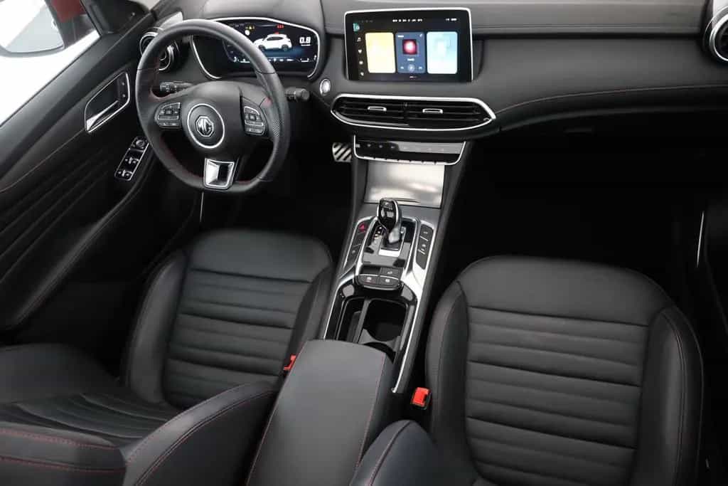 MG HS 1.5 T-GDI Luxury Aut. LED ACC Navi 360° Pano 03/2024-photo-26
