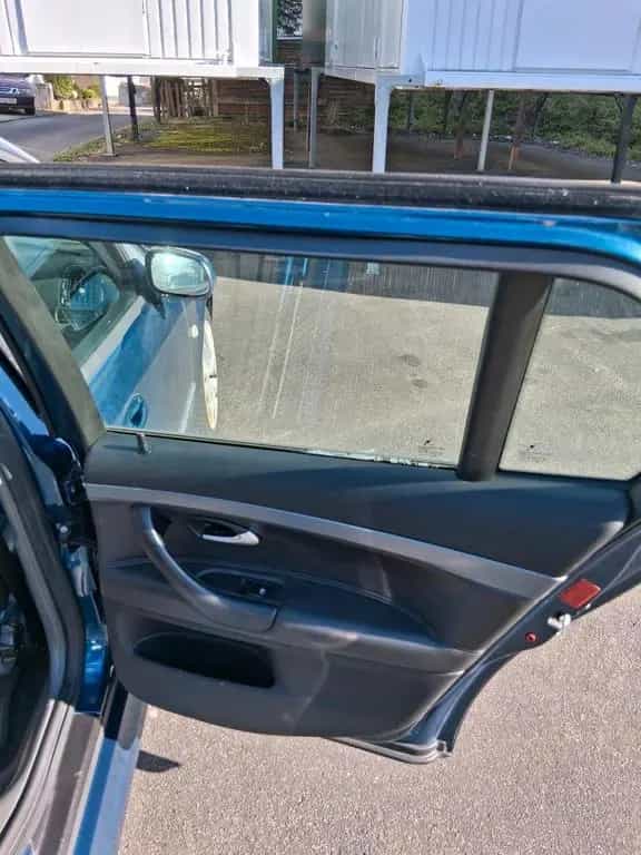Saab 9-3 YS3F 1,9 TiD 03/2006-photo-12