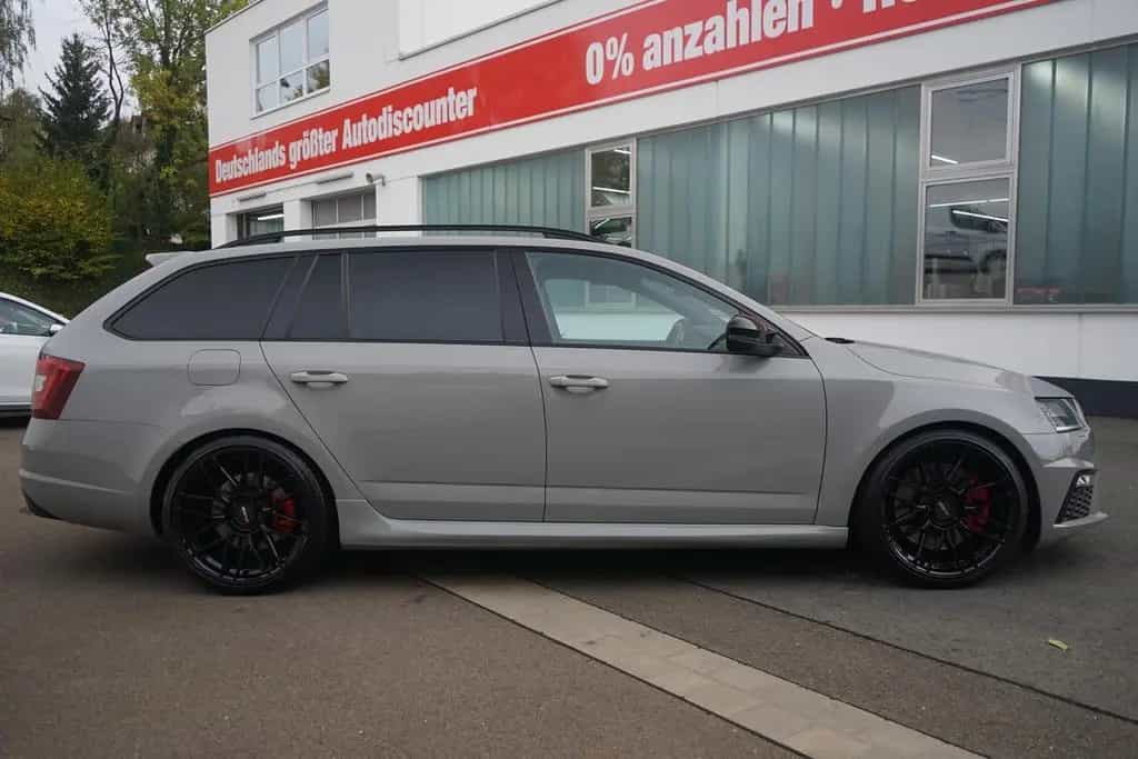 Skoda Octavia Combi 2.0 RS LED Sitzheizung PDC DAB USB 10/2018-photo-5