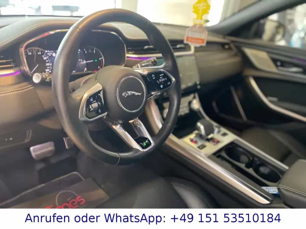 Jaguar XF Sportbrake R-Dynamic Black AWD 05/2023-photo-18