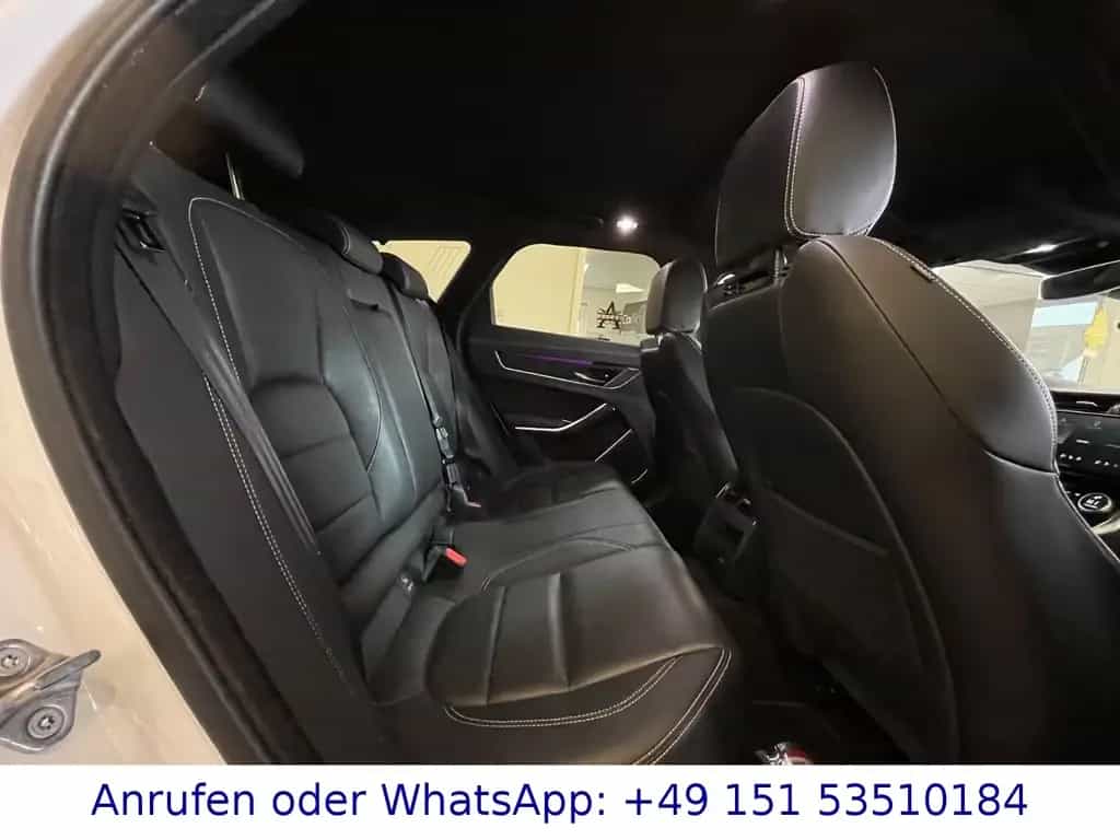 Jaguar XF Sportbrake R-Dynamic Black AWD 05/2023-photo-22
