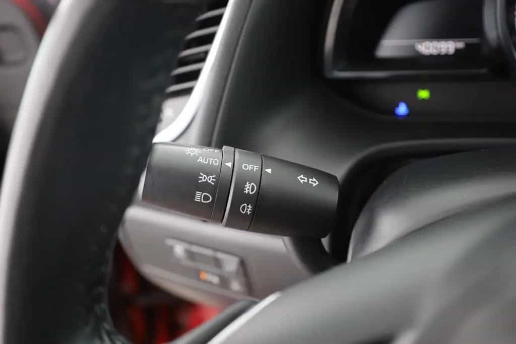 Mazda 3 2.0 SKYACTIV-G Sports-Line LED Navi Kamera PDC 02/2019-photo-18