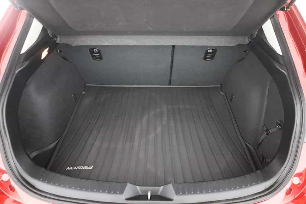 Mazda 3 2.0 SKYACTIV-G Sports-Line LED Navi Kamera PDC 02/2019-photo-25