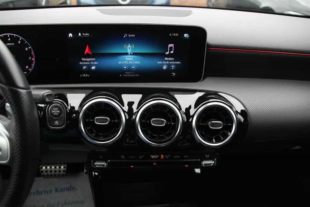 Mercedes-Benz A 200 AMG-Line LED/Night-Paket/Spur./MBUX/Kamera 09/2019-photo-18