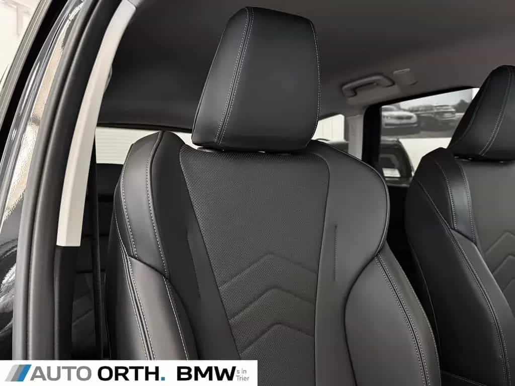 BMW X1 sDrive18d xLine LC-PROF HUD ACC SIHZ 360° AHK 02/2024-photo-14