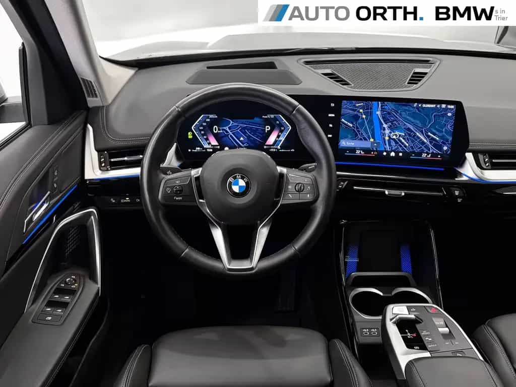 BMW X1 sDrive18d xLine LC-PROF HUD ACC SIHZ 360° AHK 02/2024-photo-17