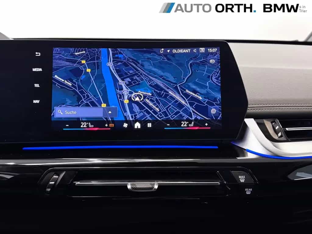 BMW X1 sDrive18d xLine LC-PROF HUD ACC SIHZ 360° AHK 02/2024-photo-18
