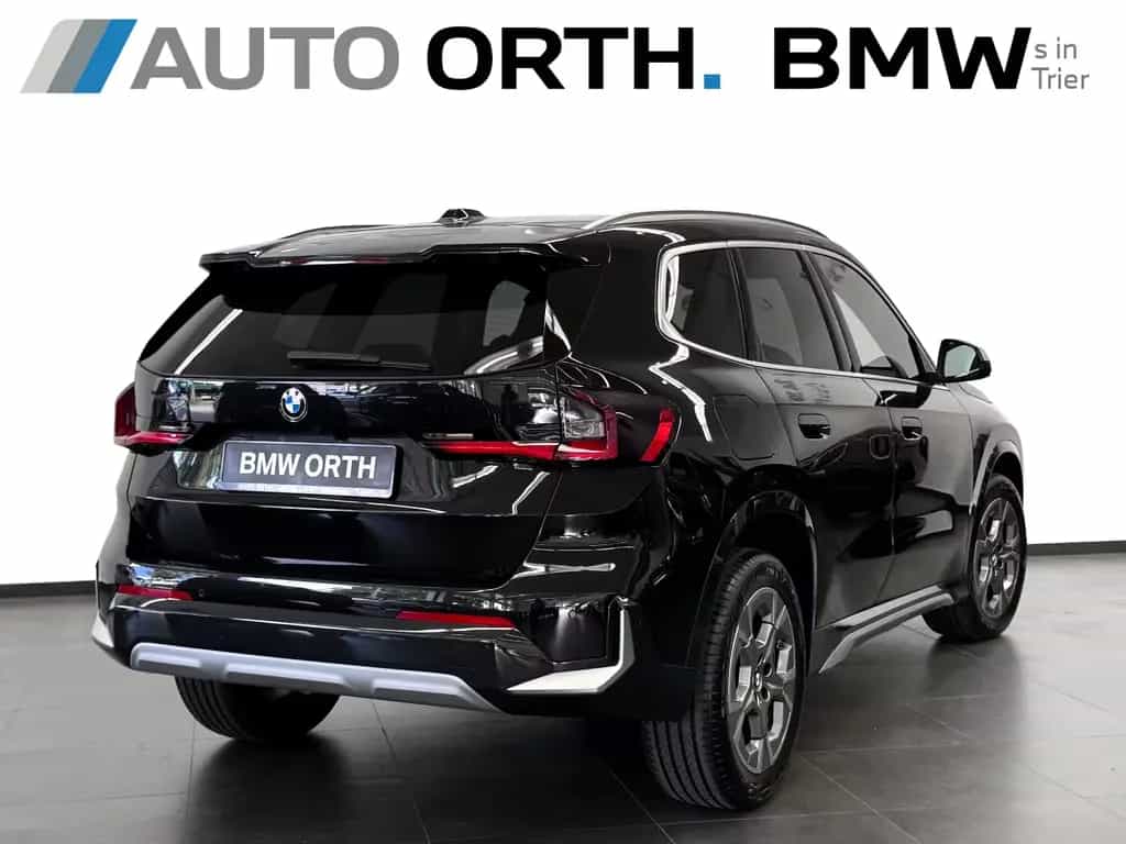BMW X1 sDrive18d xLine LC-PROF HUD ACC SIHZ 360° AHK 02/2024-photo-5