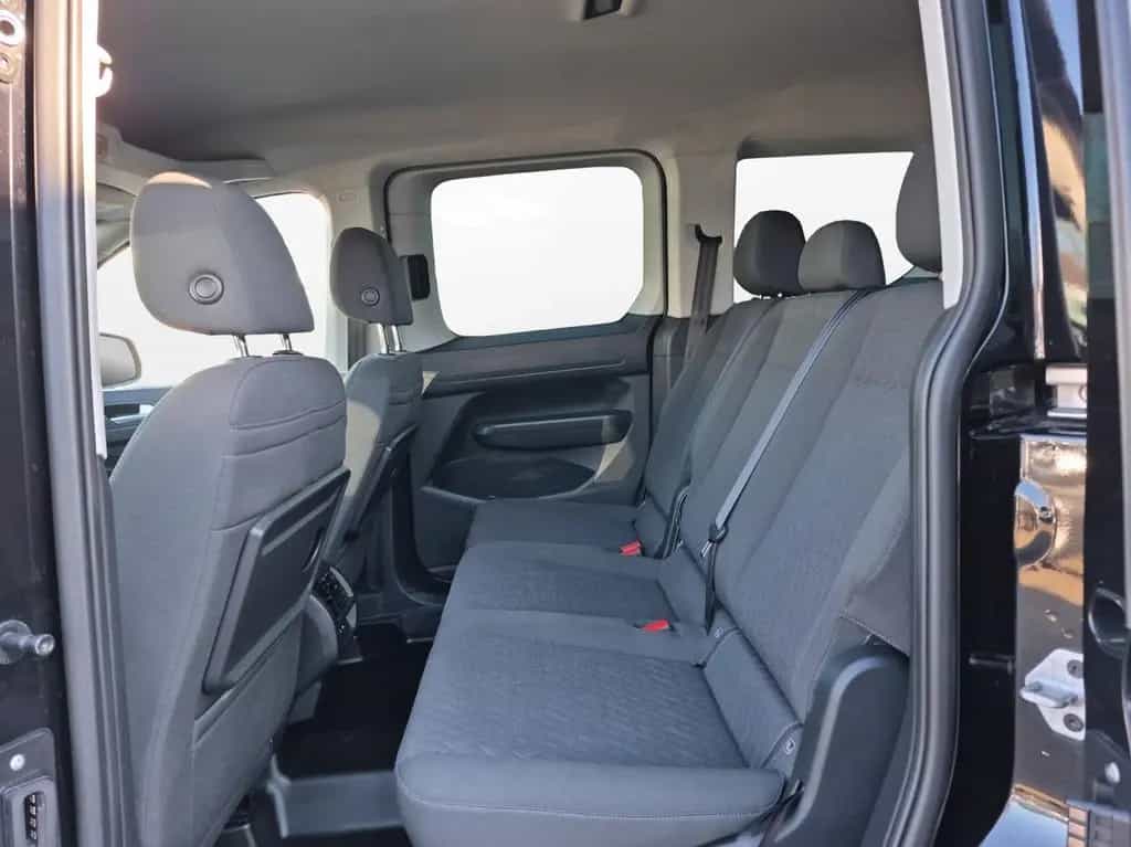 Volkswagen Caddy Life 11/2021-photo-2
