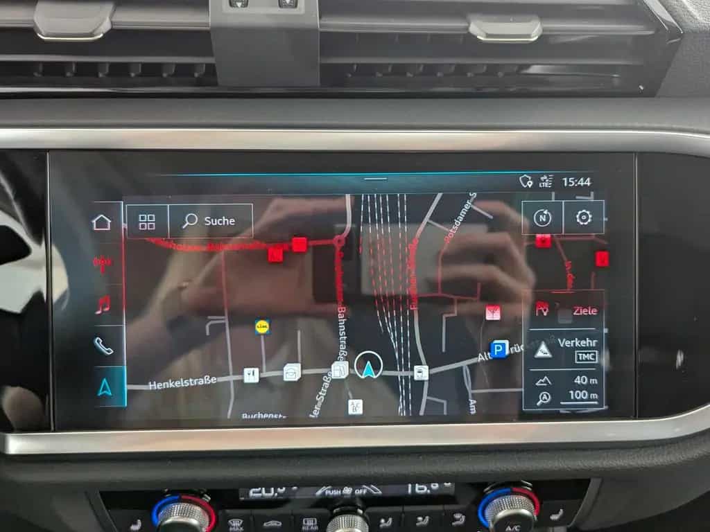 Audi Q3 35 1,5 TFSI advanced LED+NAVI+AHK+SHZ+PDC+ 06/2020-photo-19