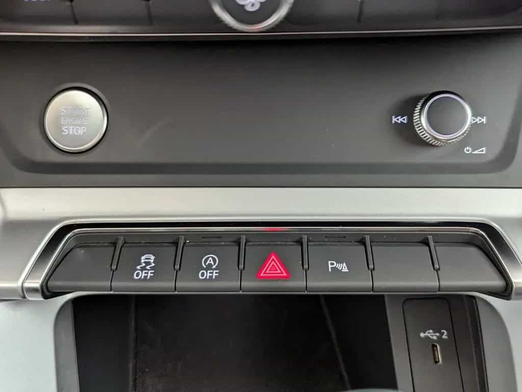 Audi Q3 35 1,5 TFSI advanced LED+NAVI+AHK+SHZ+PDC+ 06/2020-photo-22