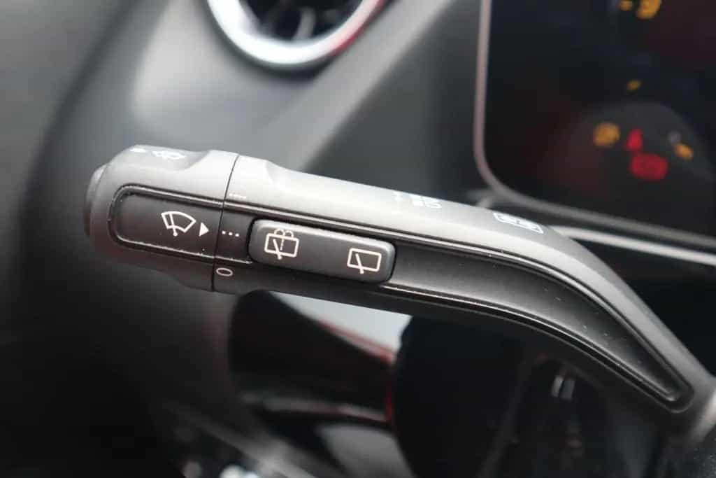 Mercedes-Benz GLA 200 Progressive LED Navi Panorama Kamera 07/2020-photo-15