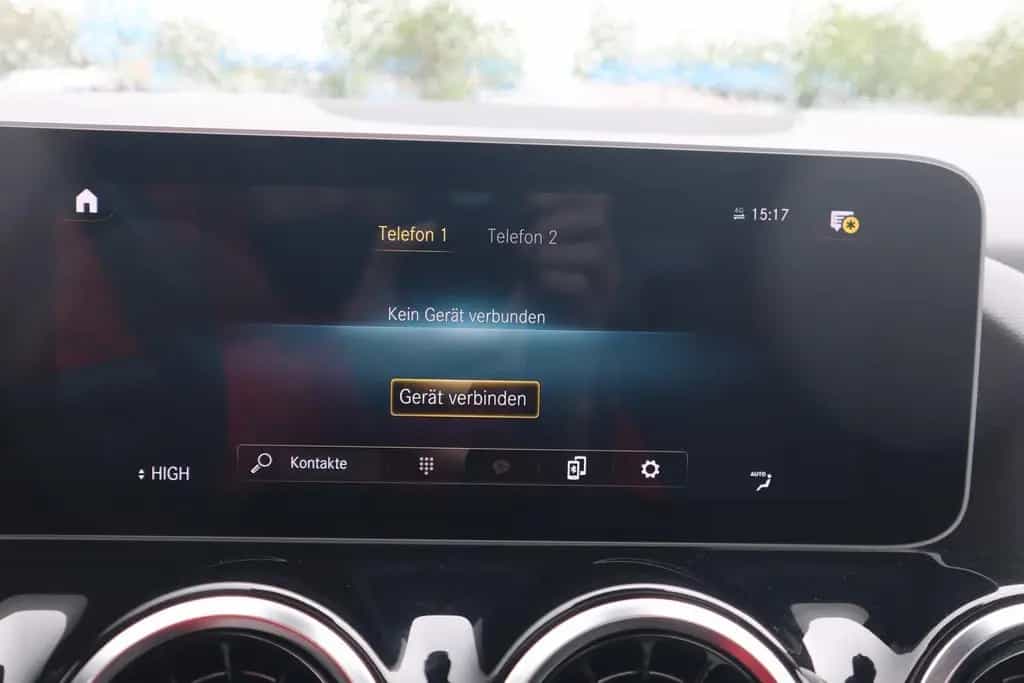Mercedes-Benz GLA 200 Progressive LED Navi Panorama Kamera 07/2020-photo-21