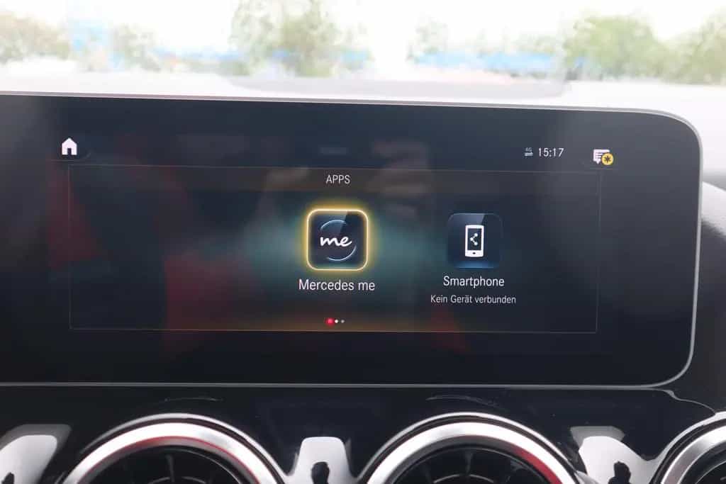 Mercedes-Benz GLA 200 Progressive LED Navi Panorama Kamera 07/2020-photo-24