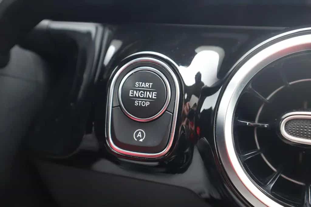 Mercedes-Benz GLA 200 Progressive LED Navi Panorama Kamera 07/2020-photo-28